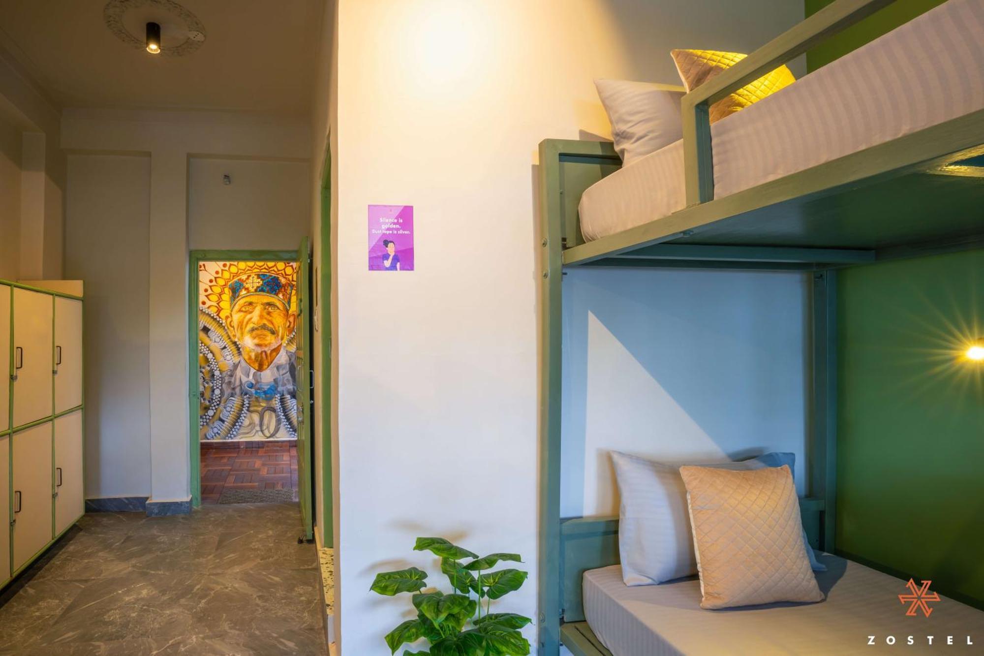 Zostel Dharamkot McLeod Ganj Exterior foto