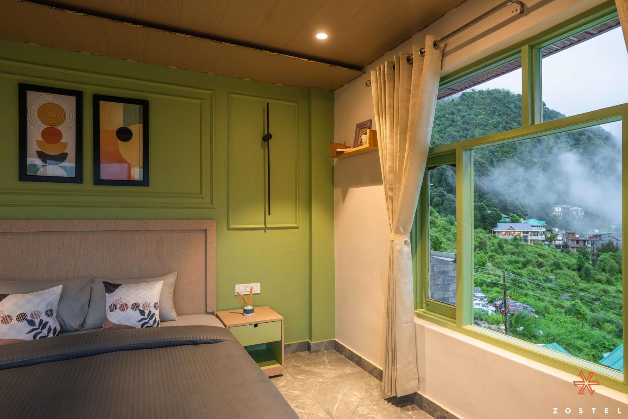 Zostel Dharamkot McLeod Ganj Exterior foto